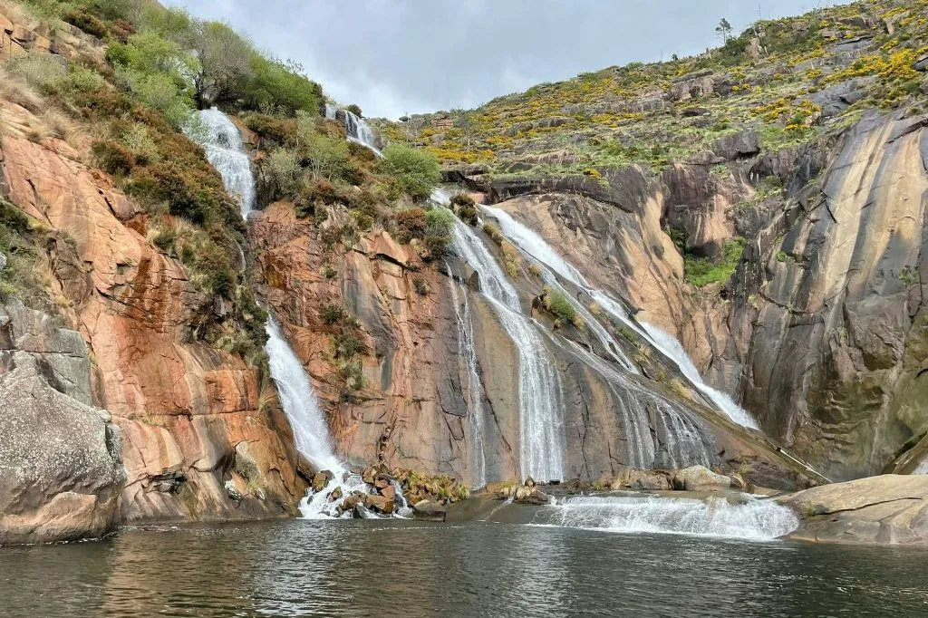Finisterre & Costa da Morte: Guided Tour from Santiago de Compostela + Transfers