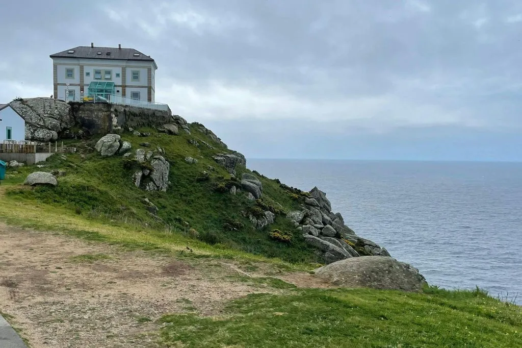 Finisterre & Costa da Morte: Guided Tour from Santiago de Compostela + Transfers