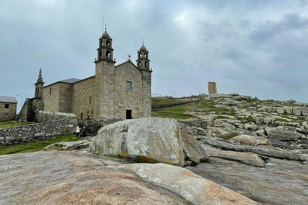 Finisterre y Costa da Morte: Visita Guiada desde Santiago de Compostela + Traslados