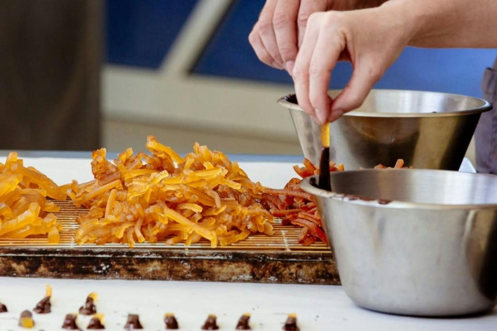 Turin: Guided Chocolate Factory Tour + Tasting