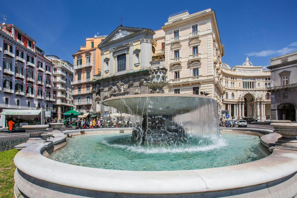 Naples: Street Art & Spanish Quarters Guided Tour