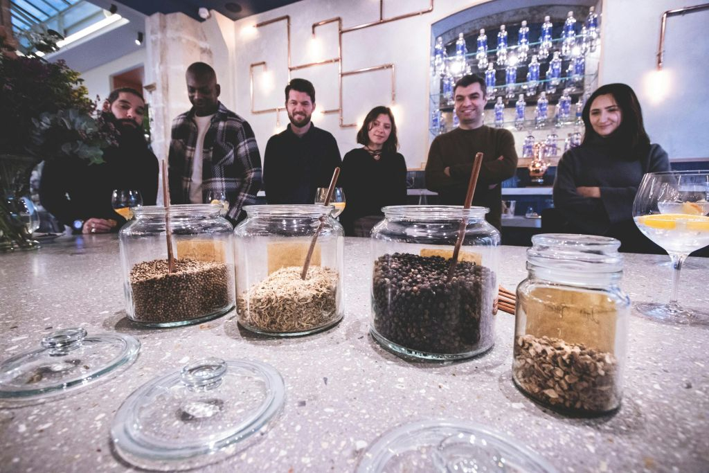 Distillery: Guided Tour & Tasting