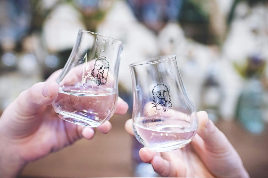 Distillery: Guided Tour & Tasting