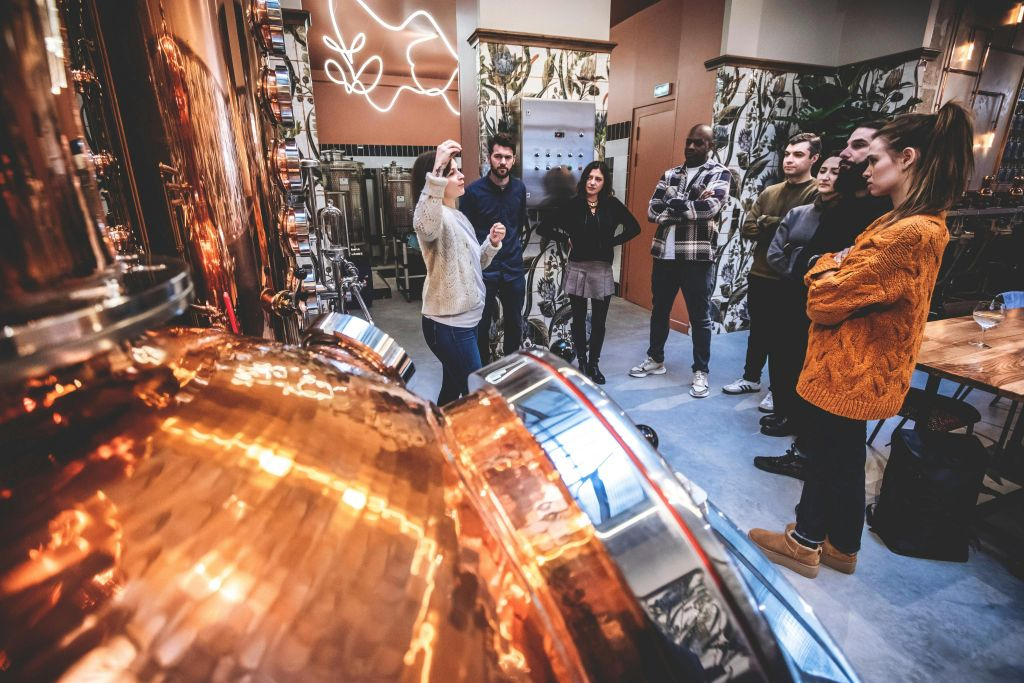 Distillery: Guided Tour & Tasting