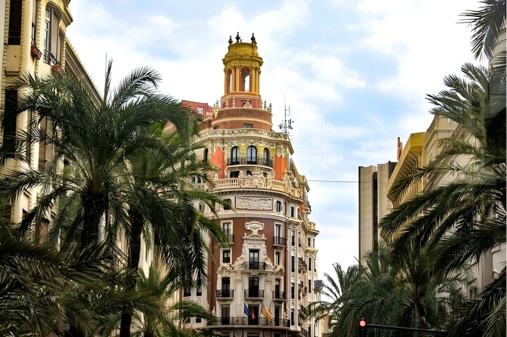 Valencia: Must-See Private Walking Tour