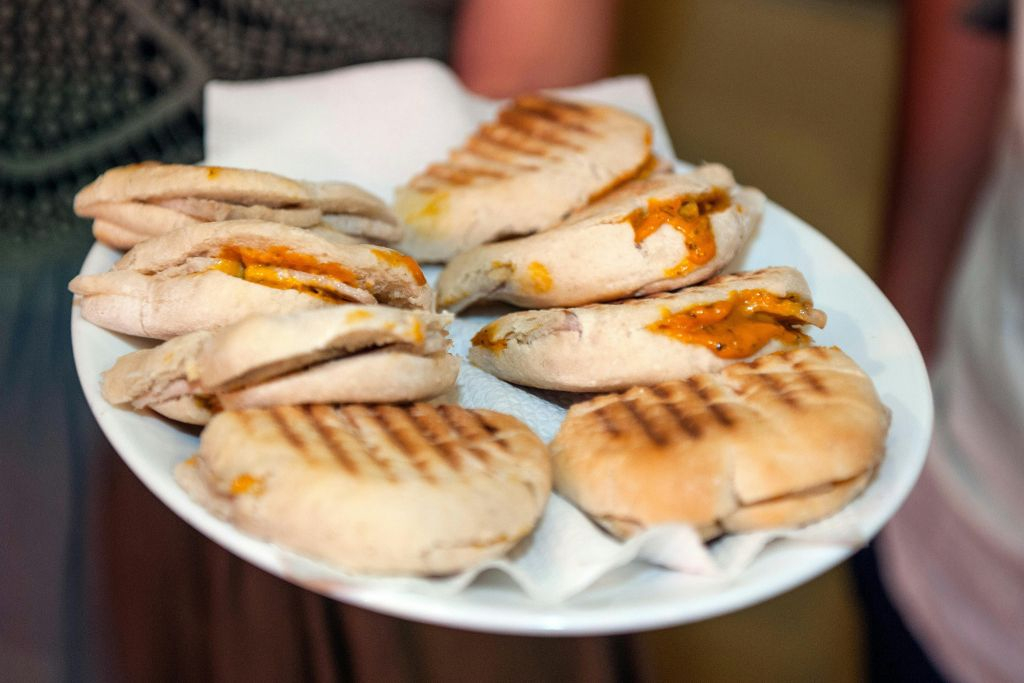 Seville: Small-Group Guided Food Tour
