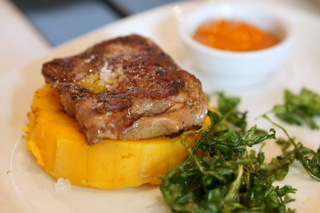 Seville: Guided Food Tour + Flamenco Show