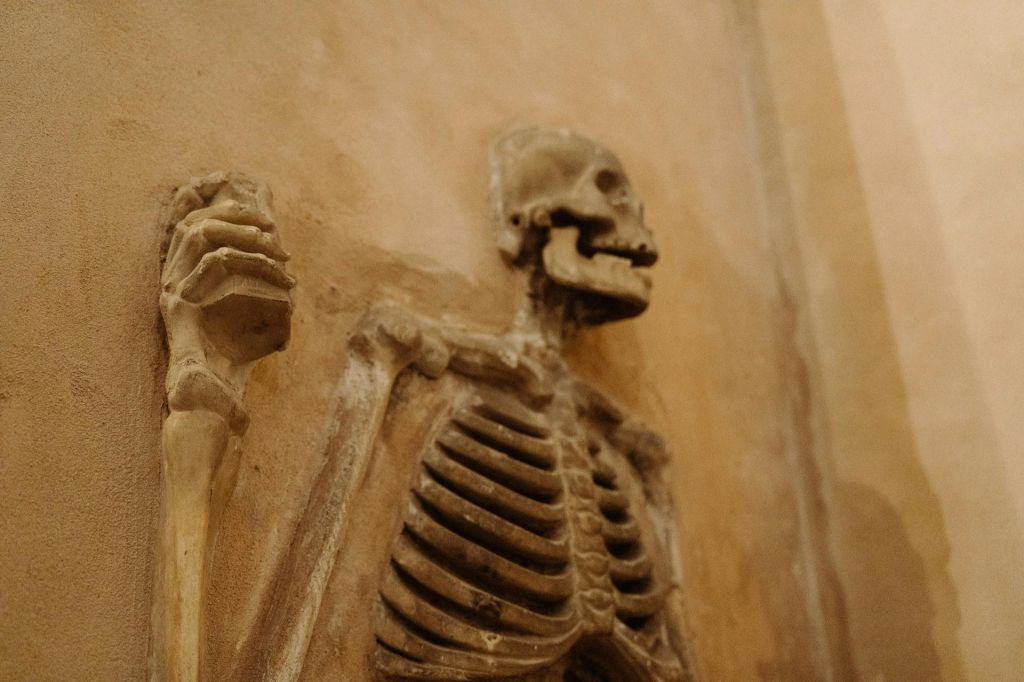 Rome: Guided Underground Tour with Catacombs & Bone Crypt Entry