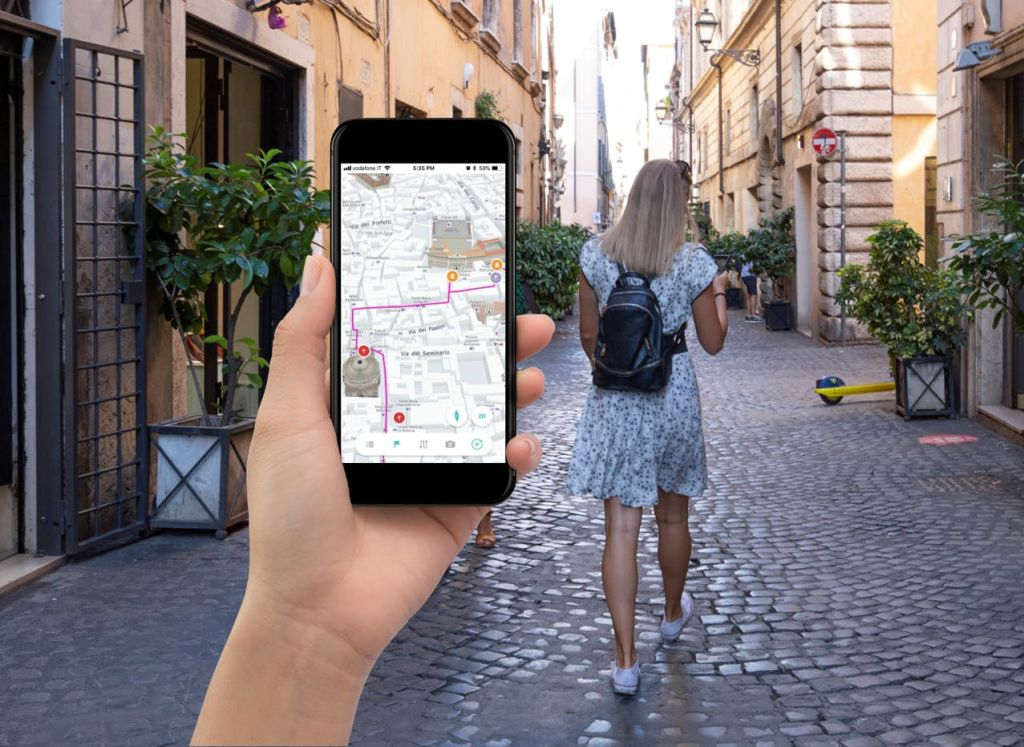 Rome Ciampino Airport Roundtrip + Colosseum + Vatican Museums + Rome Audio Guide