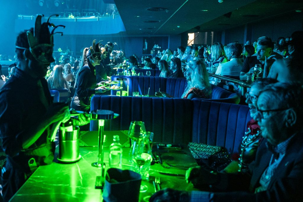 San Bartolomé de Tirajana: Sala Scala Dinner Show