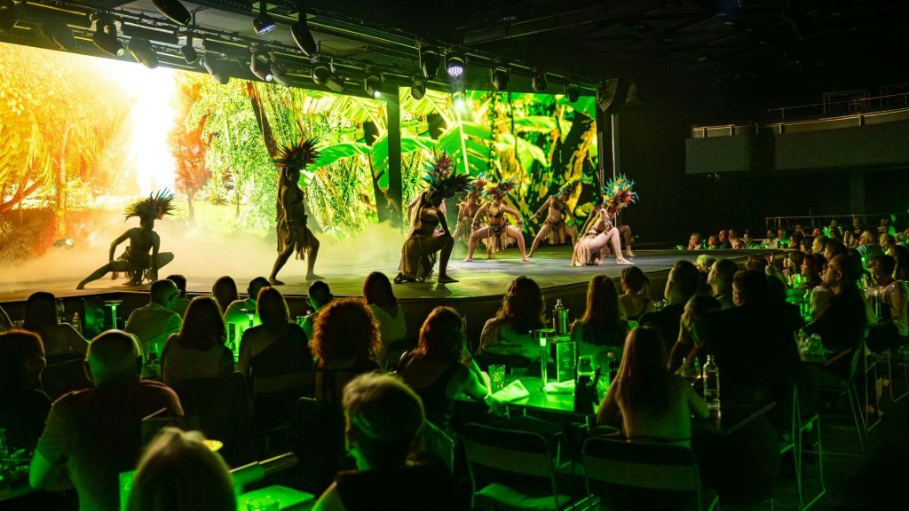 San Bartolomé de Tirajana: Sala Scala Dinner Show