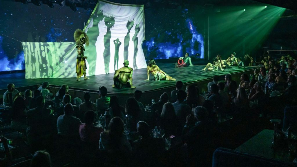San Bartolomé de Tirajana: Sala Scala Dinner Show