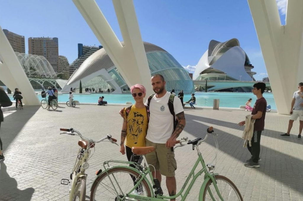Valencia: Audio-Guided Bike Tour