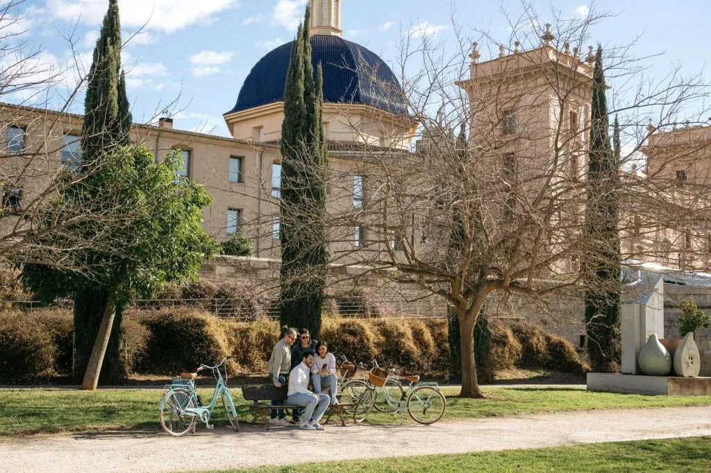 Valencia: Audio-Guided Bike Tour