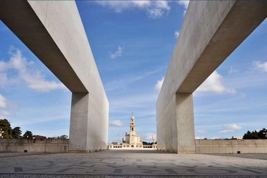 Fatima: Half-Day Guided Tour from Lisbon
