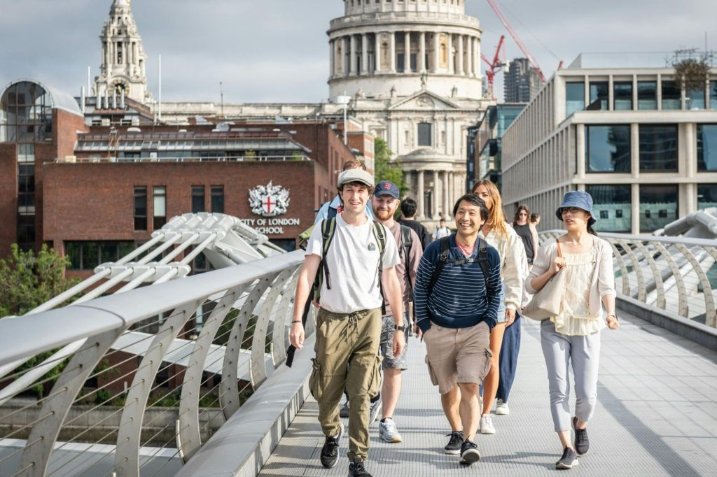 See 40+ London Sights: Fun Local Guide