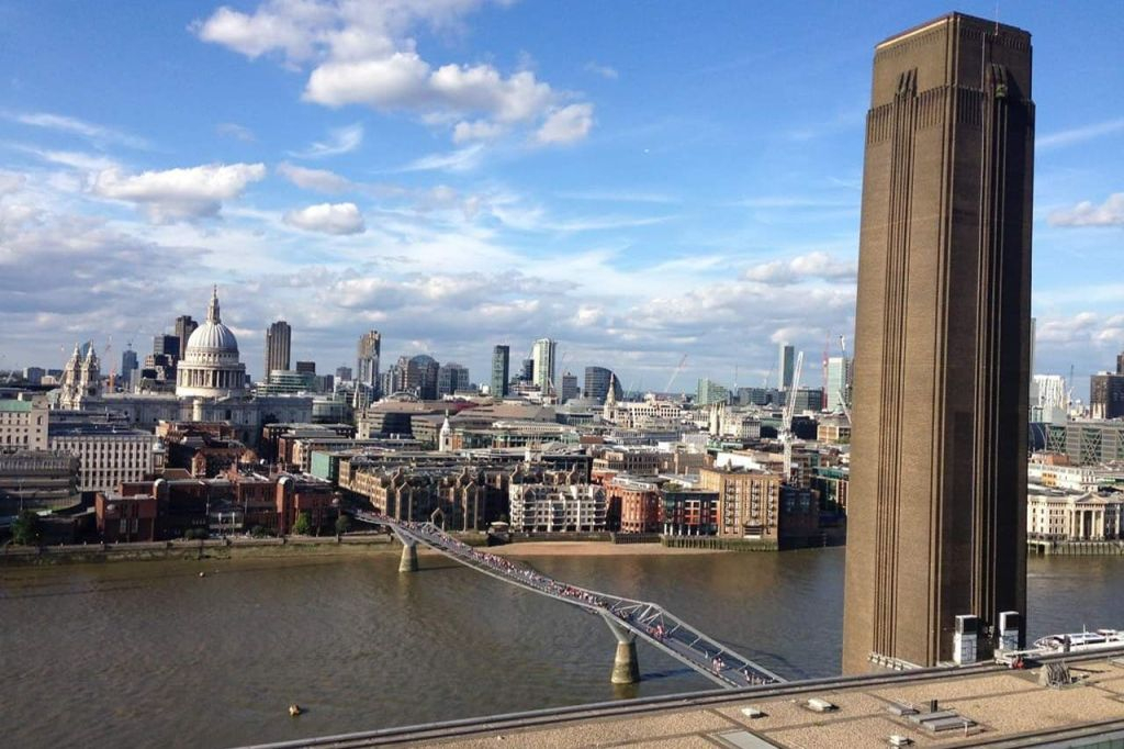 See 40+ London Sights: Fun Local Guide