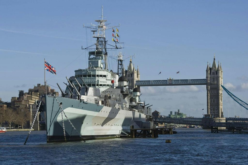 See 40+ London Sights: Fun Local Guide