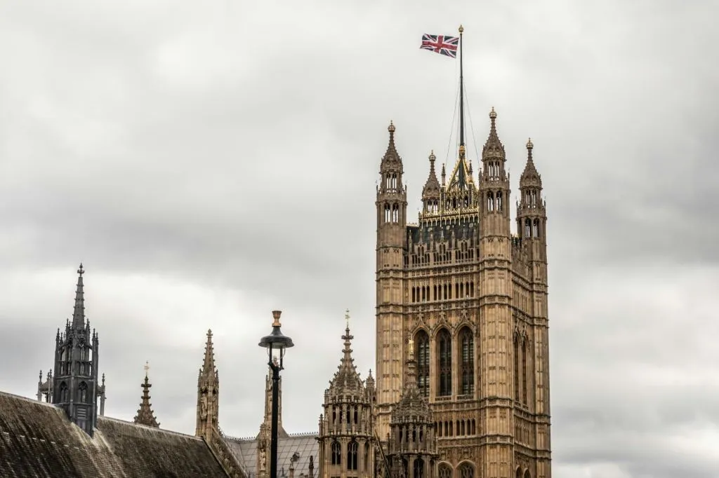 London: Palaces & Parliament Private Walking Tour
