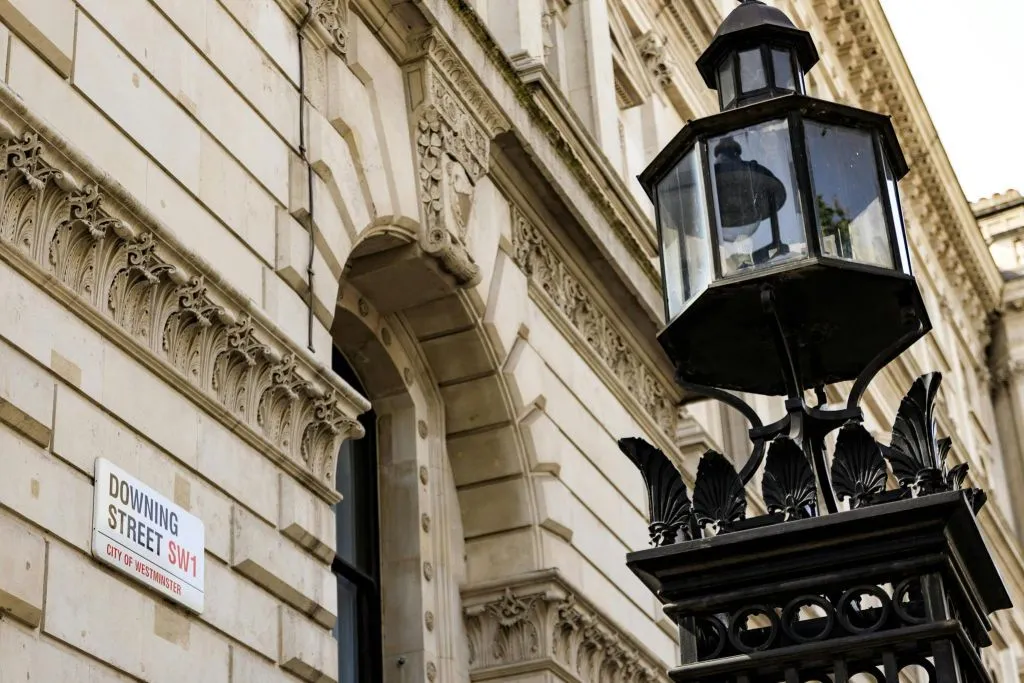 London: Palaces & Parliament Private Walking Tour