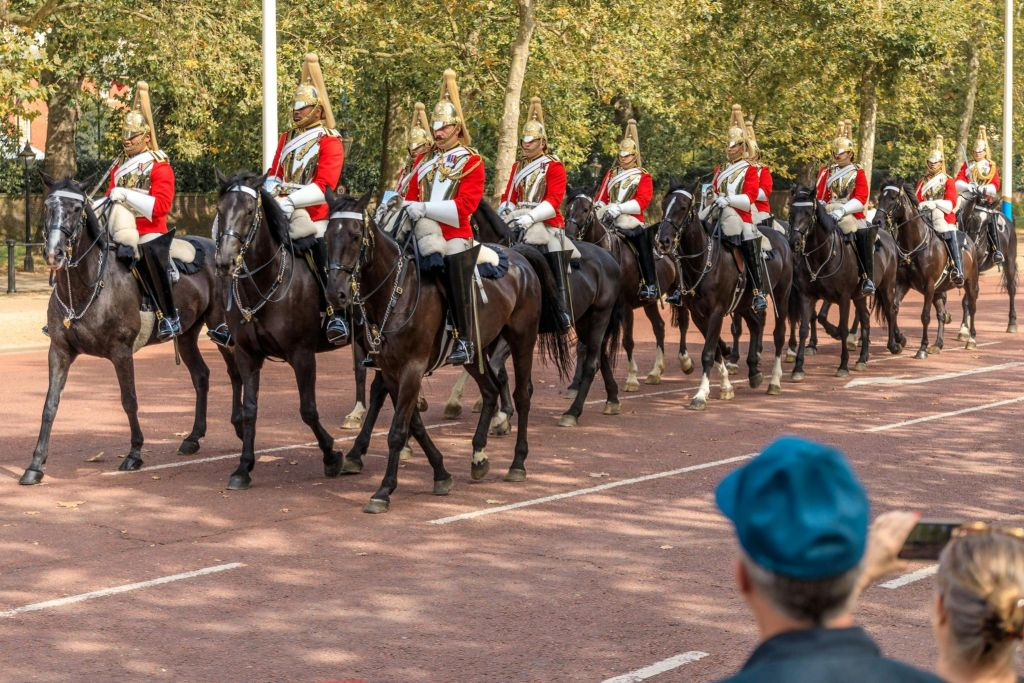 London: Palaces & Parliament Private Walking Tour
