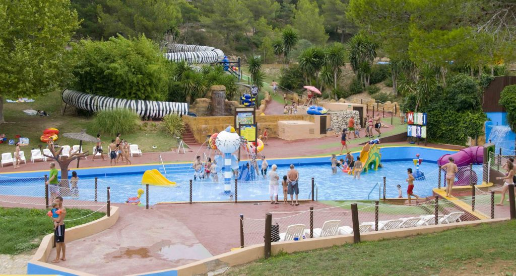 Aqualeon Water Park