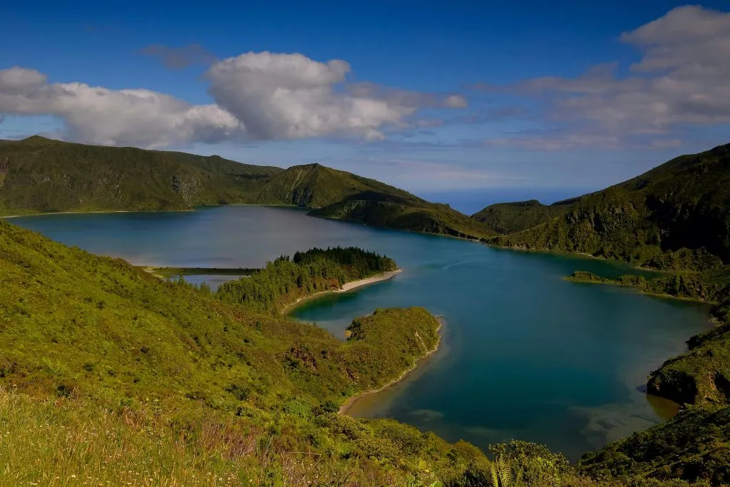 Lagoa do Fogo e fontes termais: Viagem de um dia a partir de Ponta Delgada