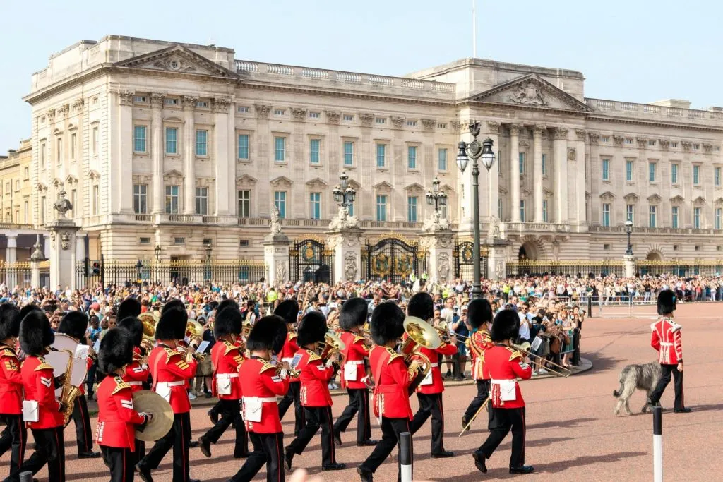 London: British Royalty Private Walking Tour