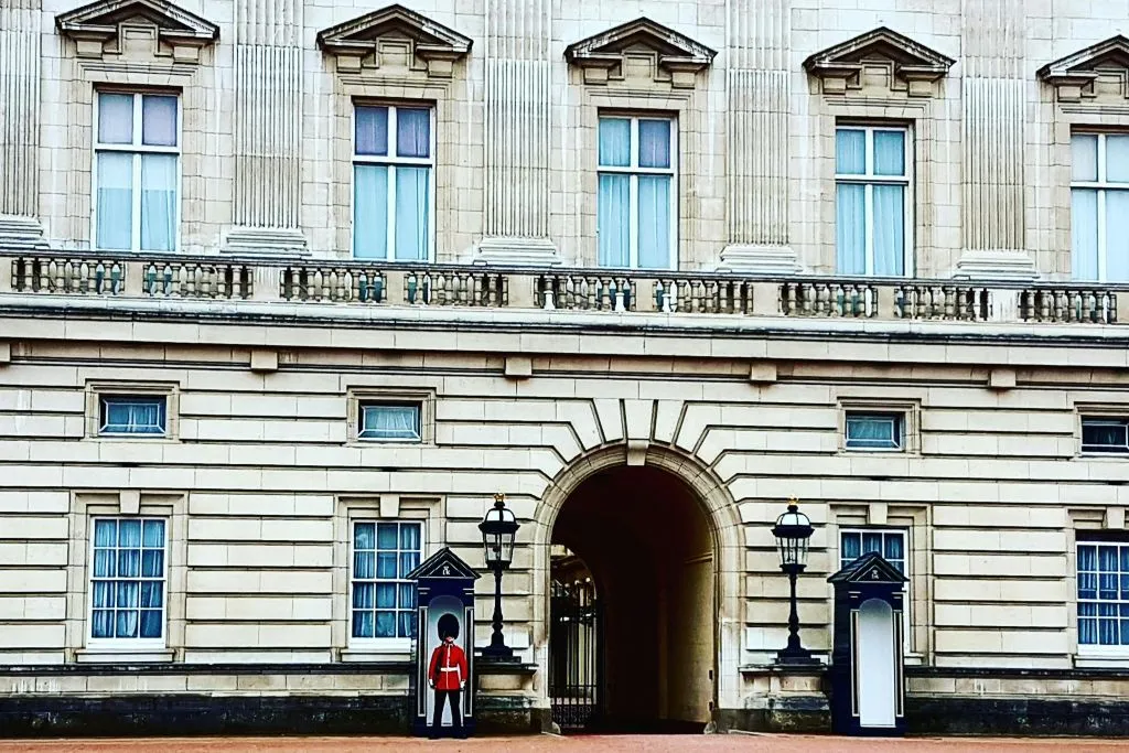 London: Westminster Walking Tour + Wimbledon Museum & Lawn Tennis Club Entry