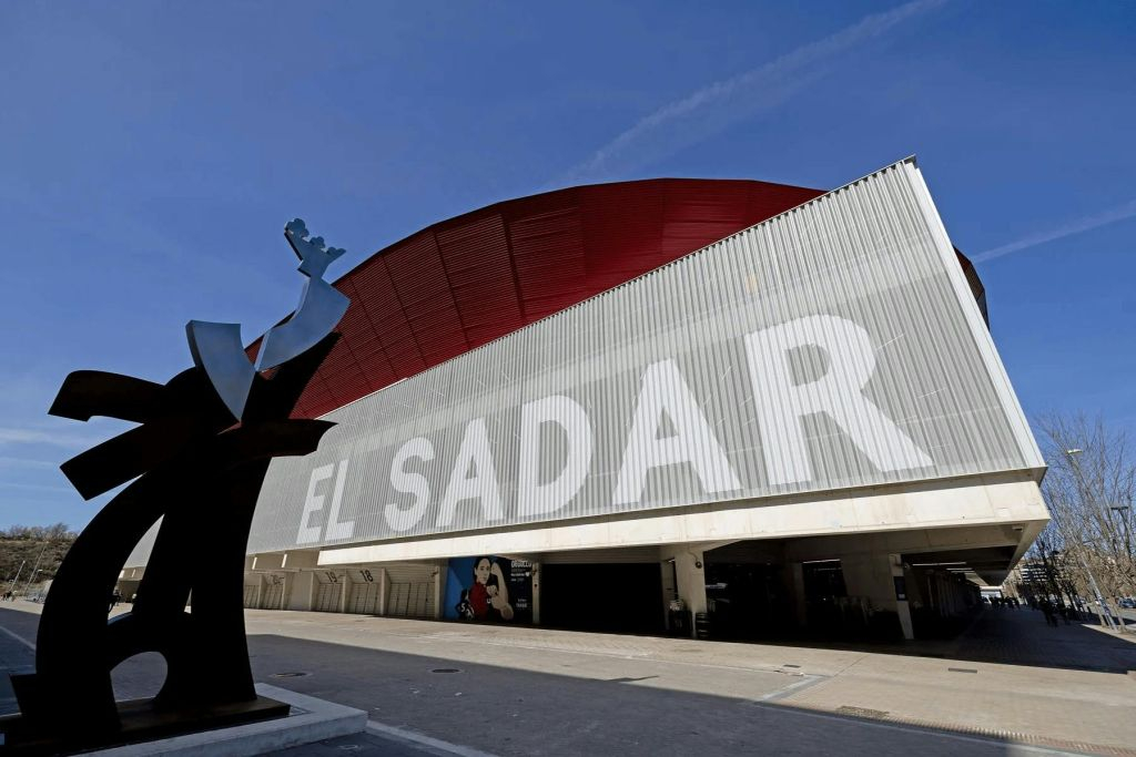 Estadio CA Osasuna El Sadar: Visita guiada interactiva en español