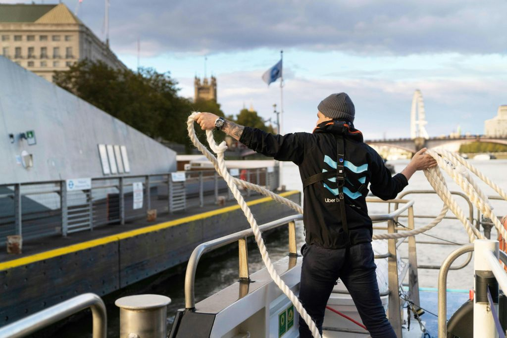 Londra: Pass turistico di 2 giorni sul Tamigi Uber Boat Hop-on Hop-off