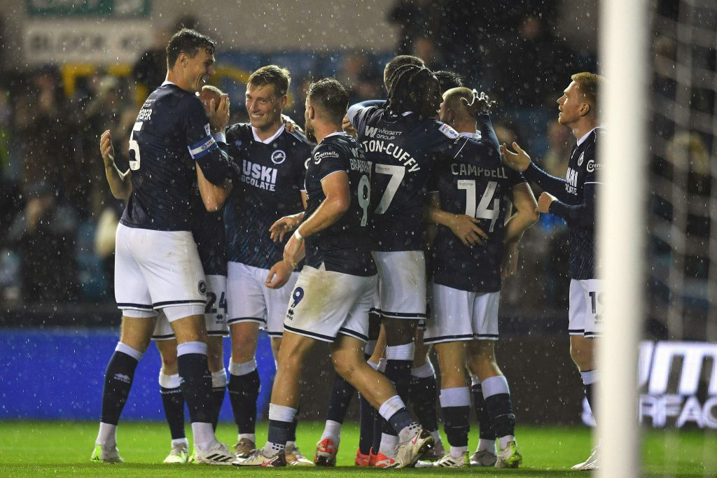 The Den: Millwall FC Football Match