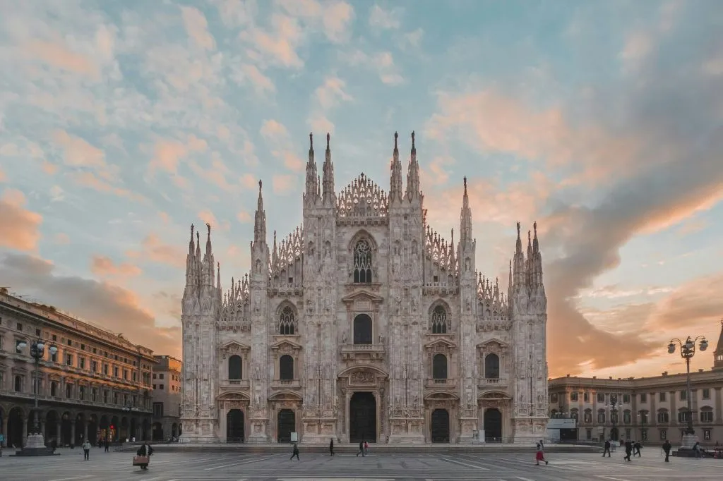 Milan: Open-Top Bus Night Tour + Audio Guide