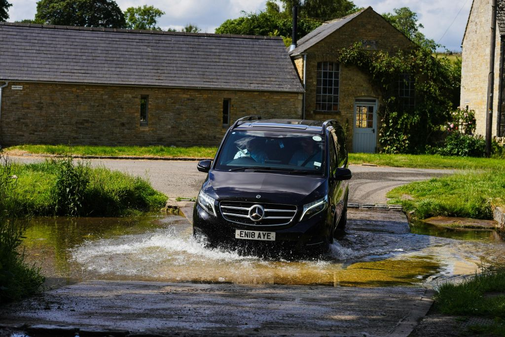 Lugares de rodaje de Downton Abbey, Cotswolds y Castillo de Highclere: Visita para grupos pequeños
