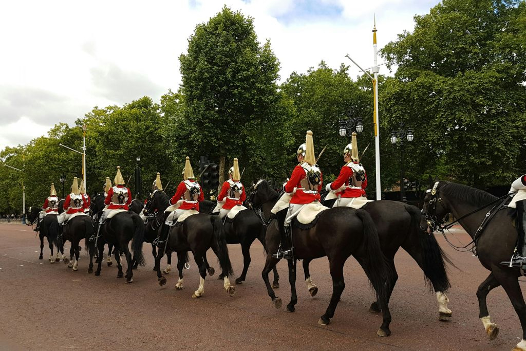 London: Westminster Guided Walking Tour + Tower Bridge Entry