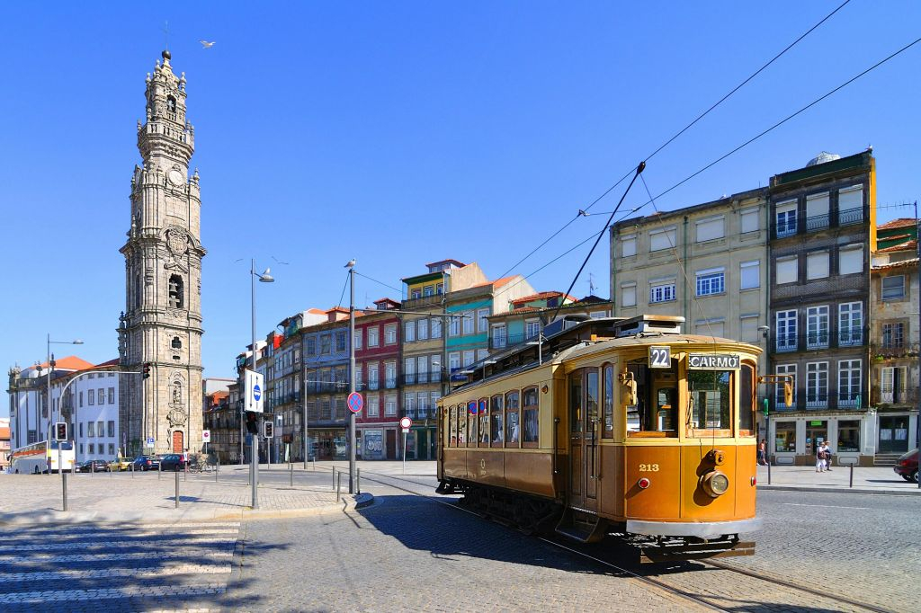 Porto: Guided Walking Tour