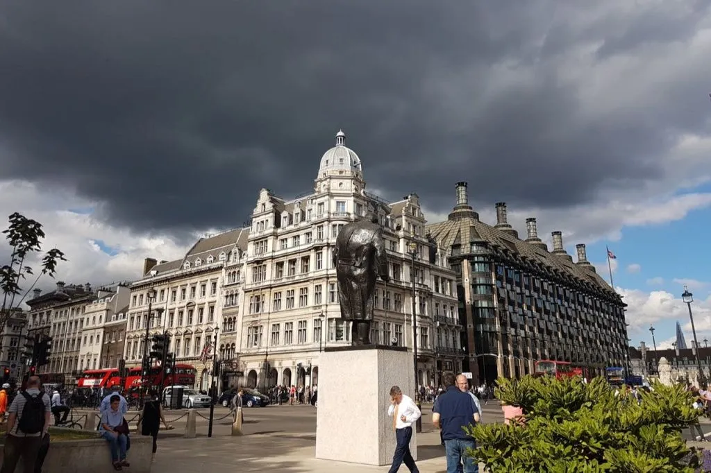London: Westminster Guided Walking Tour + Sherlock Holmes Museum Entry