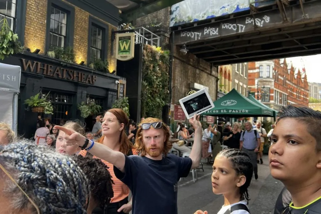 Live Magic Harry Potter Tour with a Top Magician: Private