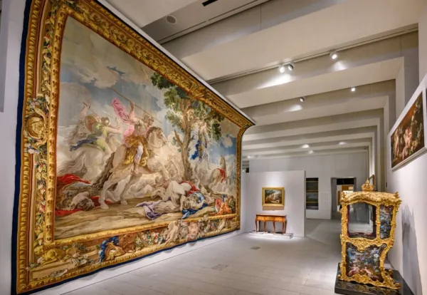 Royal Collections Gallery Madrid: Entry Ticket + Digital Royal Guide
