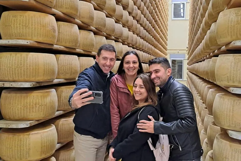 Noceto: Parmesan Cheese Factory Guided Tour + Tasting