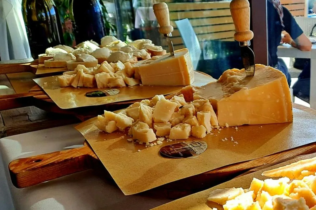 Noceto: Parmesan Cheese Factory Guided Tour + Tasting