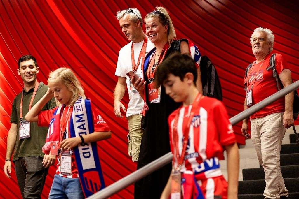 Atlético de Madrid: bilhete sem filas + tour guiado + Entrada no museu