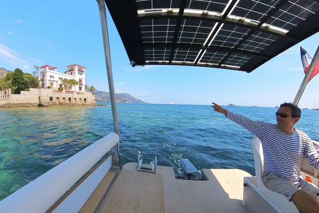 Nice : Croisière romantique de 2 heures sur un bateau à énergie solaire
