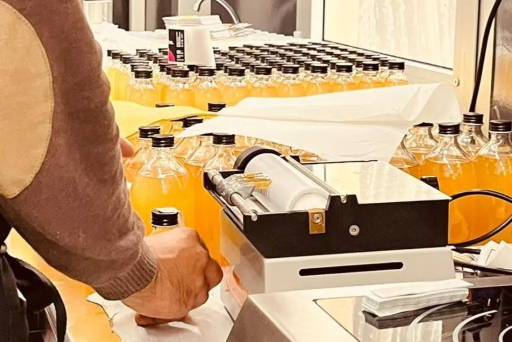 Roma: Corso di produzione del limoncello + degustazione + prelievo