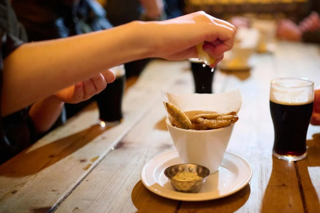 London: Guided Pub & Food Walking Tour + Tastings + Drinks