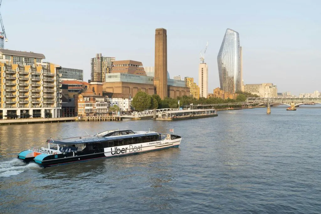 London: Uber Boat by Thames Clippers & IFS Cloud Cable Car Roundtrip Ticket