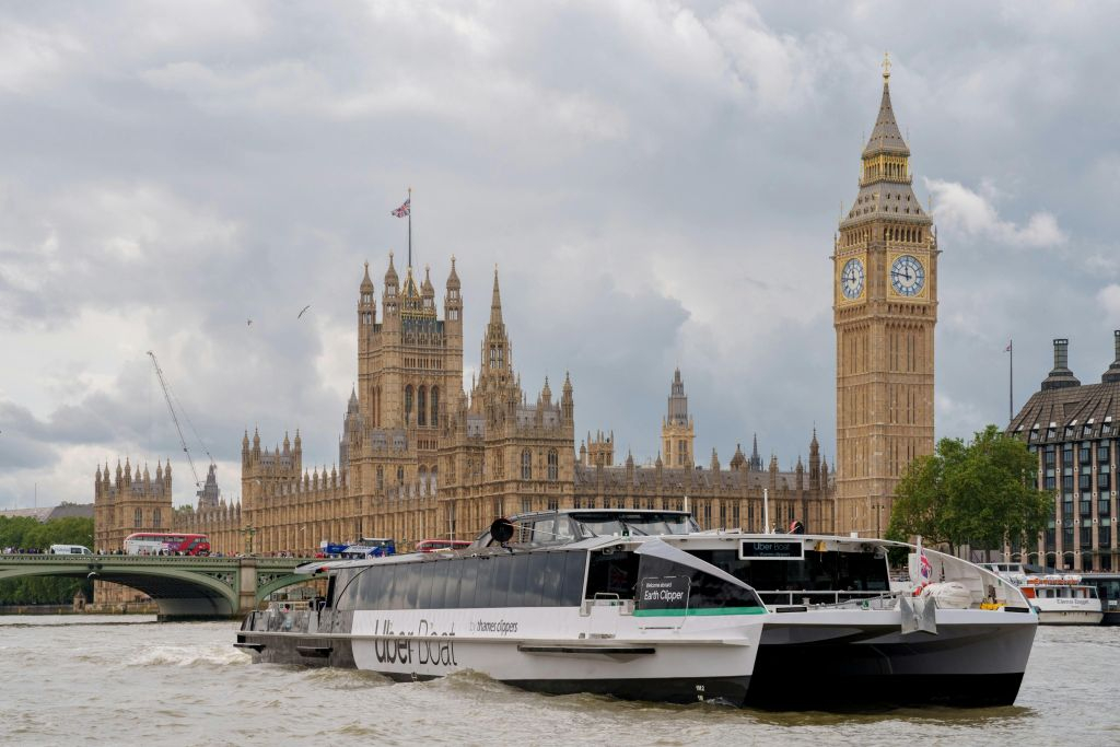 London: Uber Boat by Thames Clippers & IFS Cloud Cable Car Roundtrip Ticket