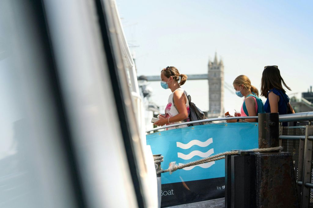 London: Uber Boat by Thames Clippers & IFS Cloud Cable Car Roundtrip Ticket