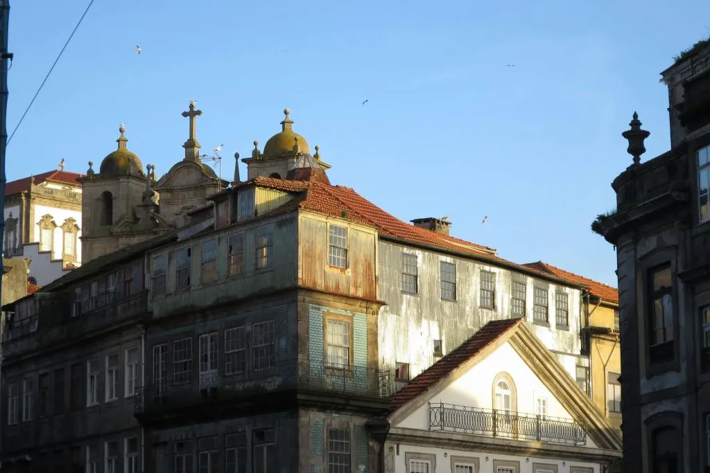 Passeio a pé: Almoço, passeio de barco e degustação de vinhos