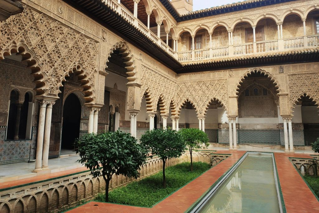 Real Alcázar de Sevilla: Entrada sin colas + Visita guiada en italiano